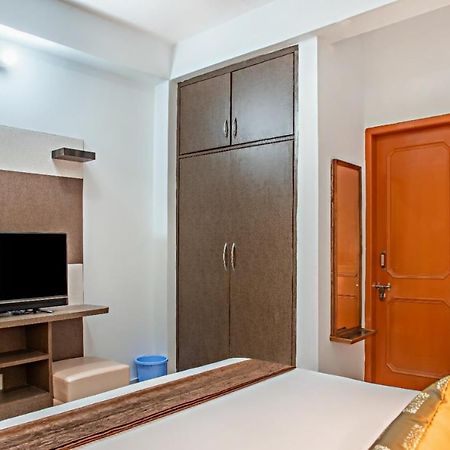 Mystic Kasauli I Pvt Balcony I Peacefull Area I Serviced Apt I By Exotic Stays ภายนอก รูปภาพ