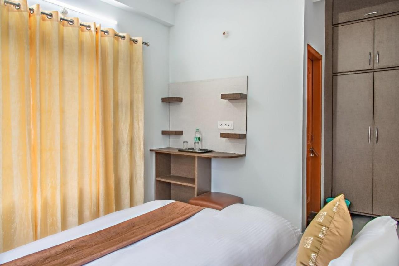 Mystic Kasauli I Pvt Balcony I Peacefull Area I Serviced Apt I By Exotic Stays ภายนอก รูปภาพ