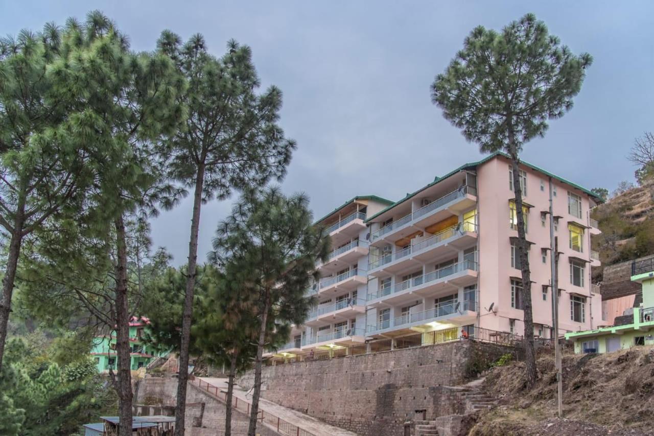 Mystic Kasauli I Pvt Balcony I Peacefull Area I Serviced Apt I By Exotic Stays ภายนอก รูปภาพ